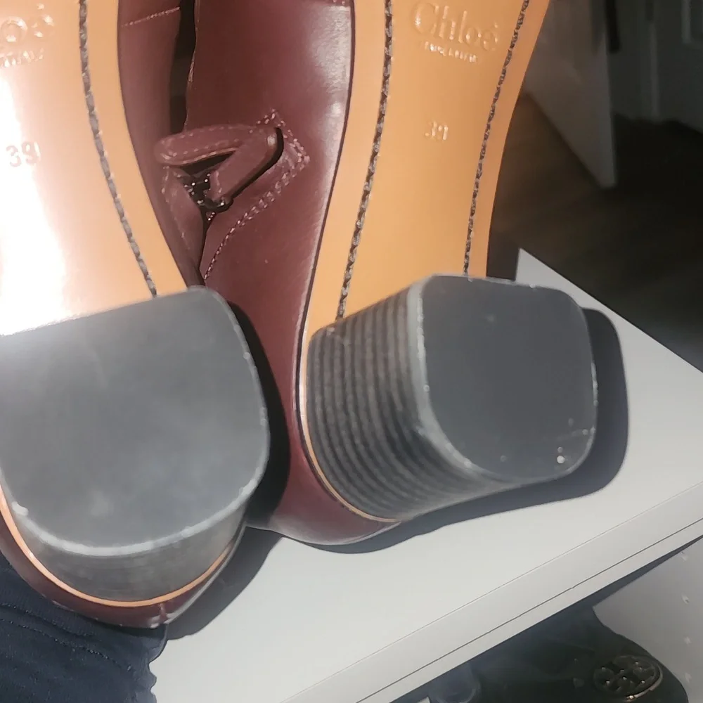 CHLOE Made In Italy NWT REAL LEATHER OXBLOOD TIE UP BUCKLED BOOTIES EU 39